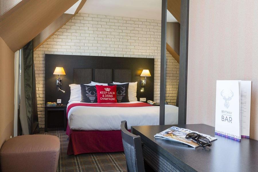 Hotel Brittany Париж Екстериор снимка