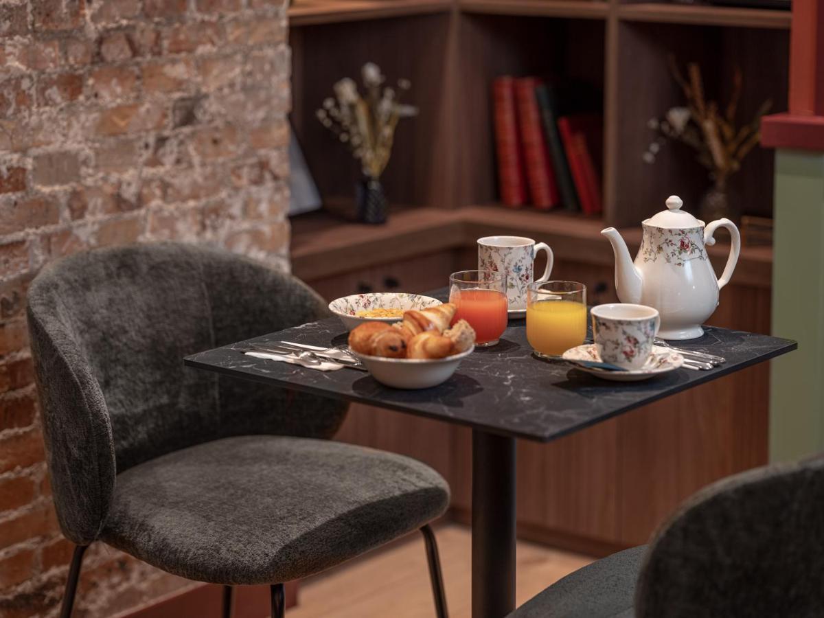 Hotel Brittany Париж Екстериор снимка
