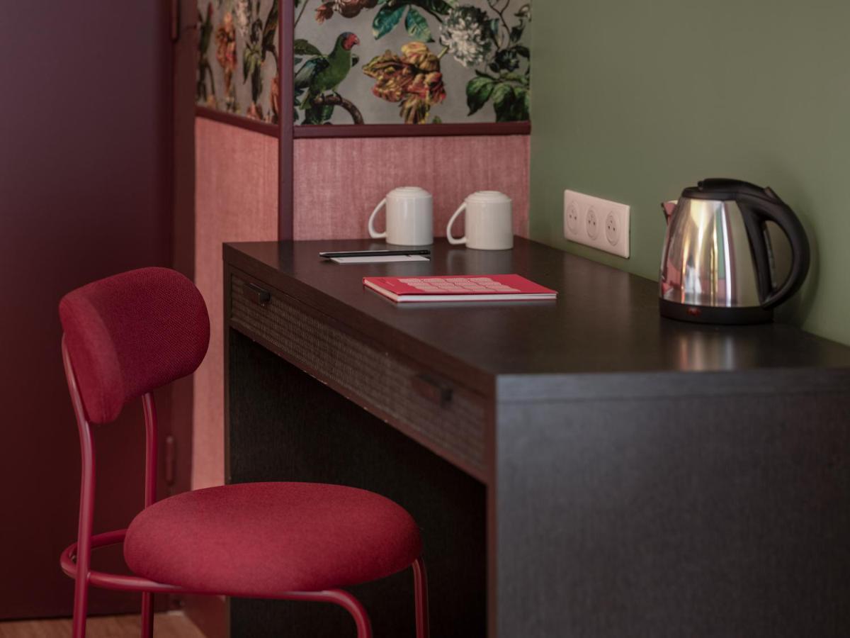 Hotel Brittany Париж Екстериор снимка